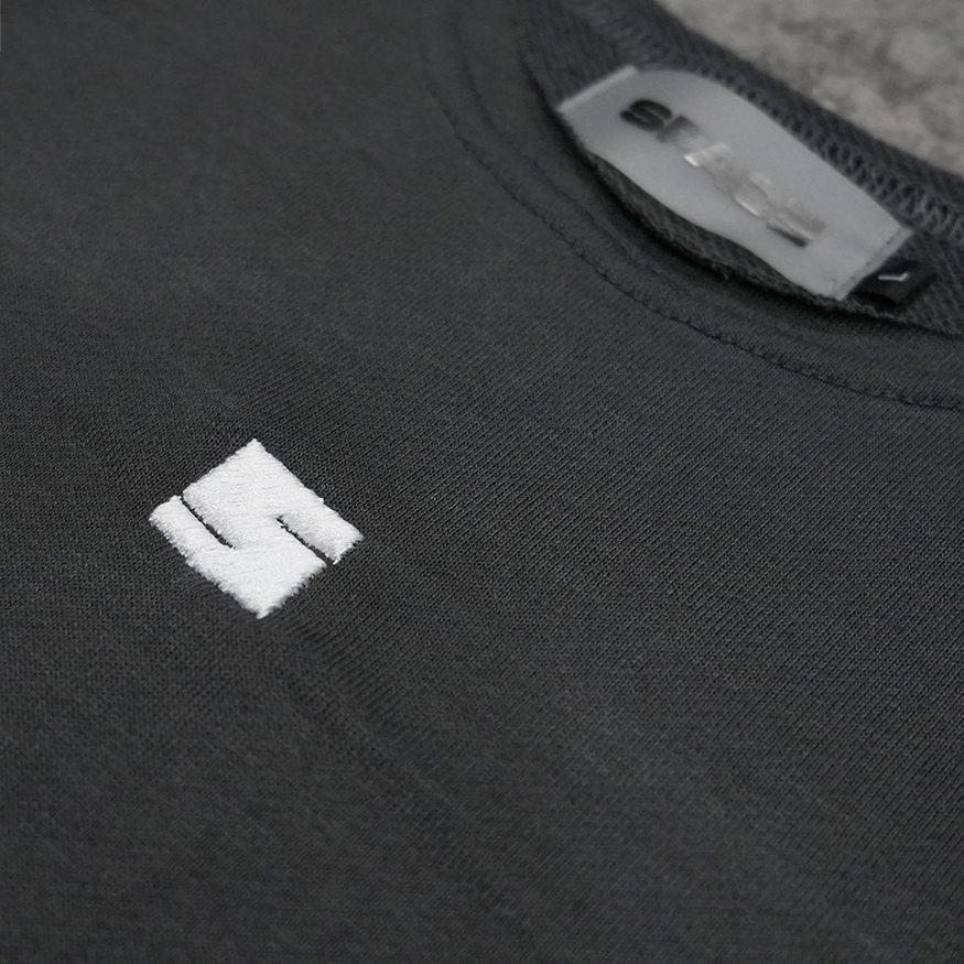 SPACE REVERSED LOGO LONGSLEEVES
