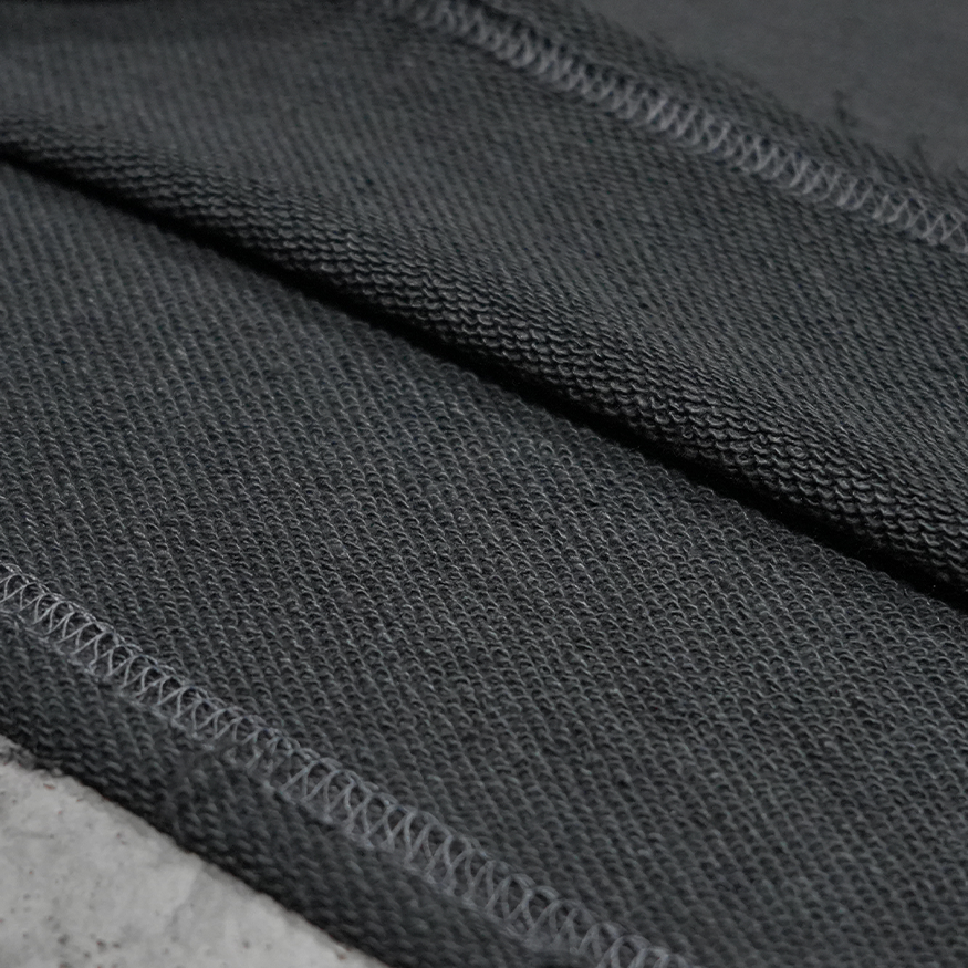 SPACE REVERSED LOGO LONGSLEEVES